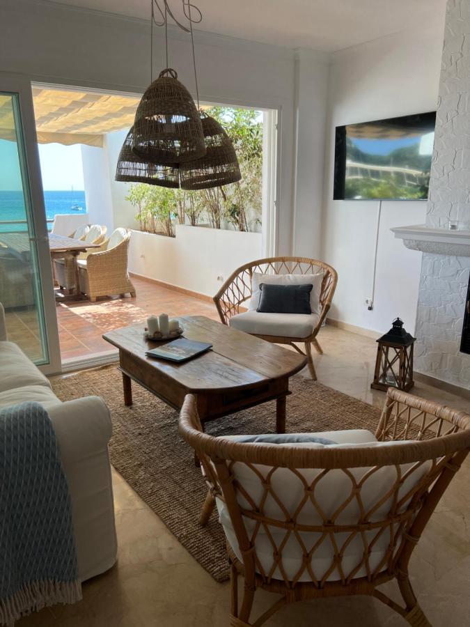 Playa Cristo Amazing Beach Terrace Appartment Estepona Eksteriør bilde