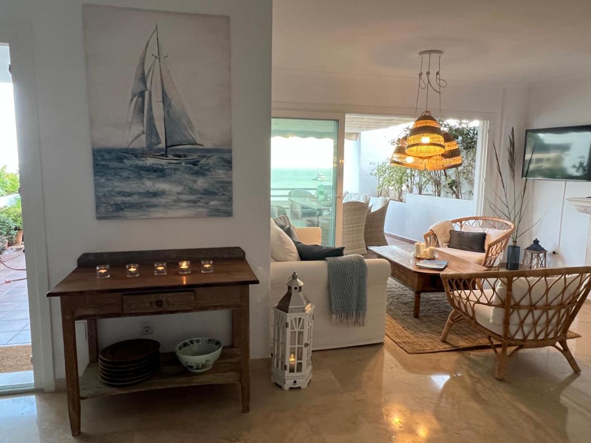 Playa Cristo Amazing Beach Terrace Appartment Estepona Eksteriør bilde