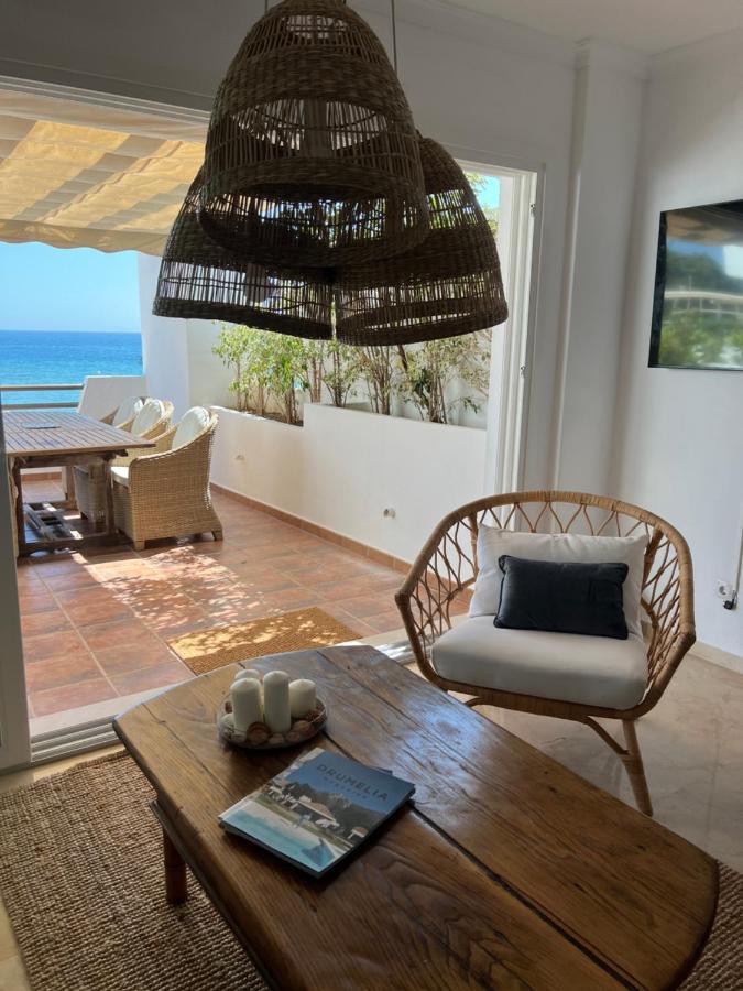 Playa Cristo Amazing Beach Terrace Appartment Estepona Eksteriør bilde