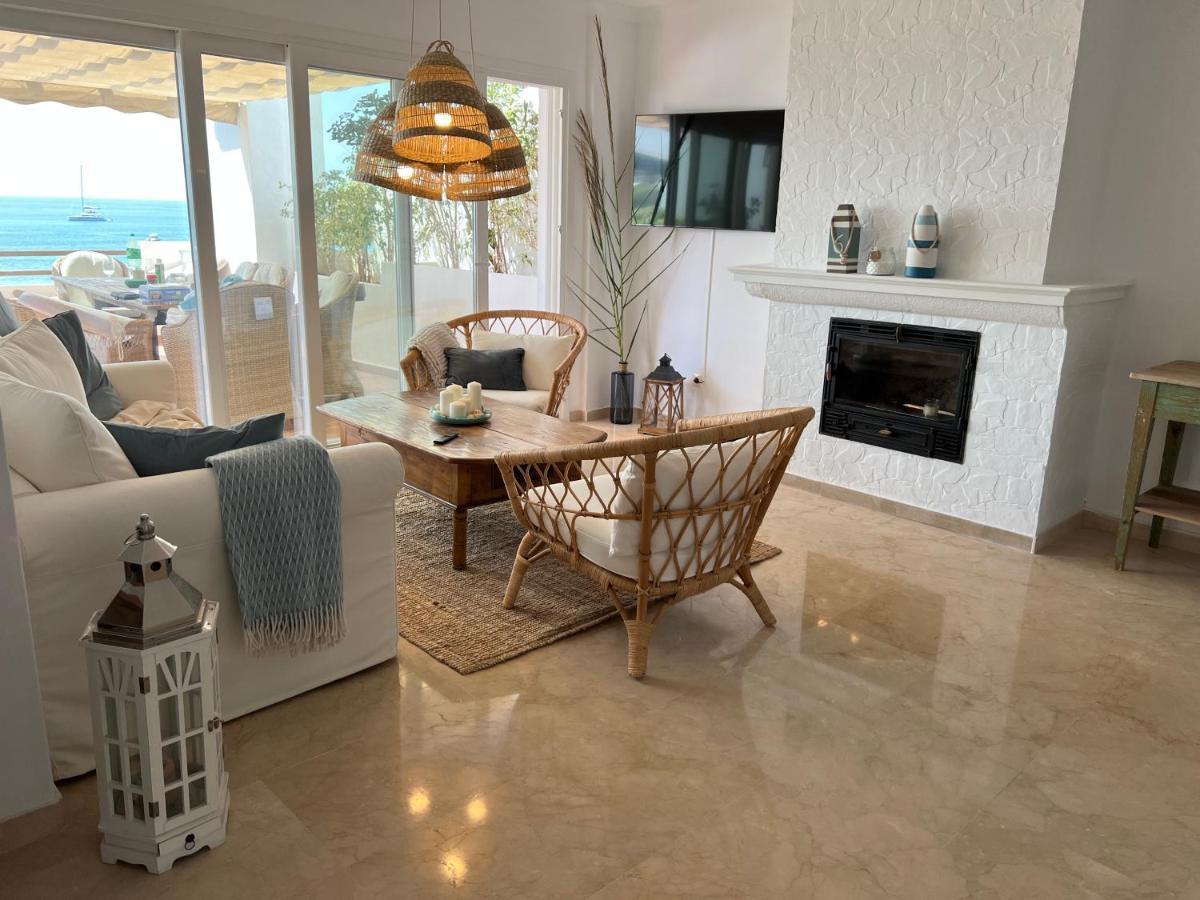 Playa Cristo Amazing Beach Terrace Appartment Estepona Eksteriør bilde